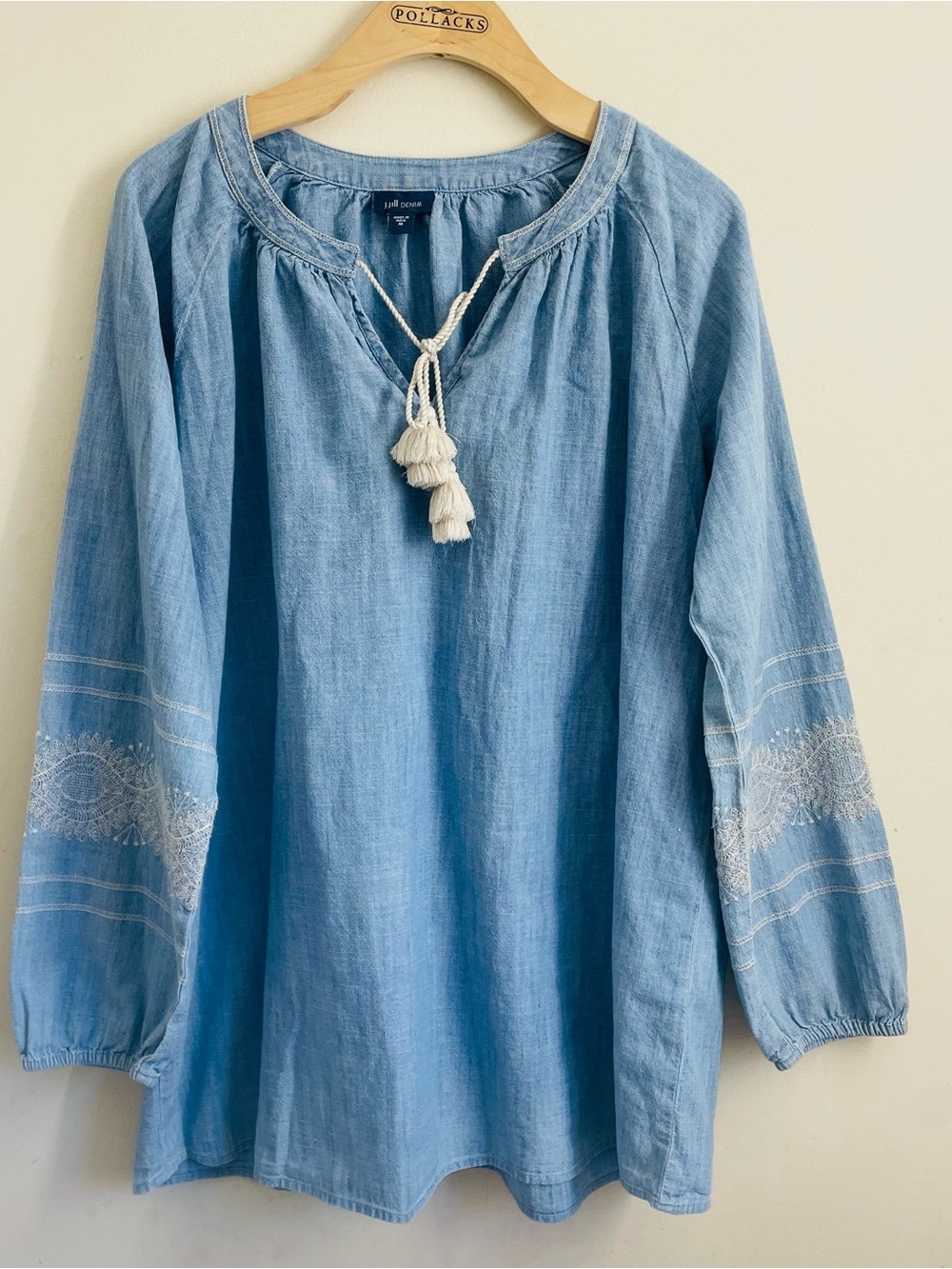 J.Jill 100% Cotton Chambray Embroidered Peasant Tunic Top size Medium Boho